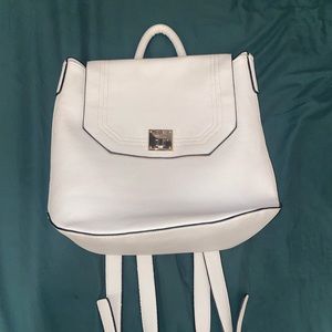 Jones NY white purse